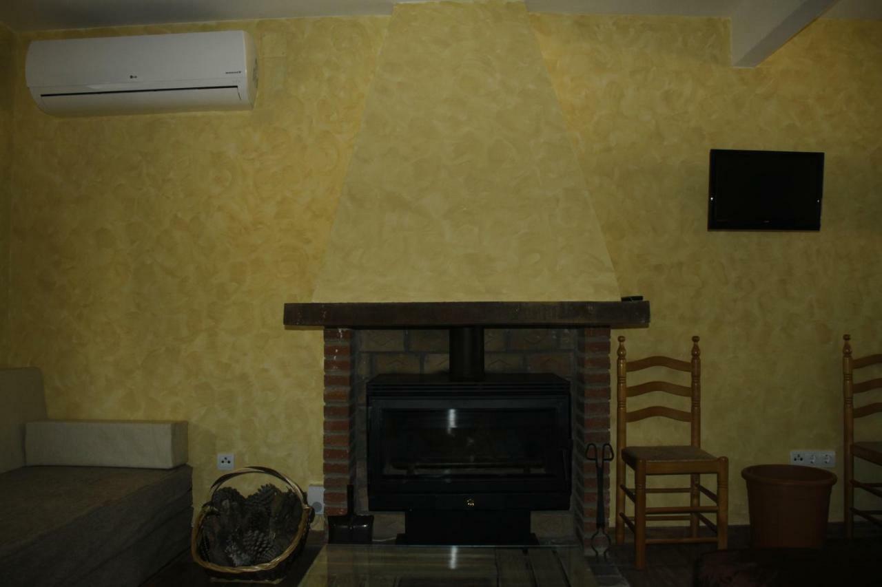Casa Rural Las Pegueras อาบีลา ภายนอก รูปภาพ